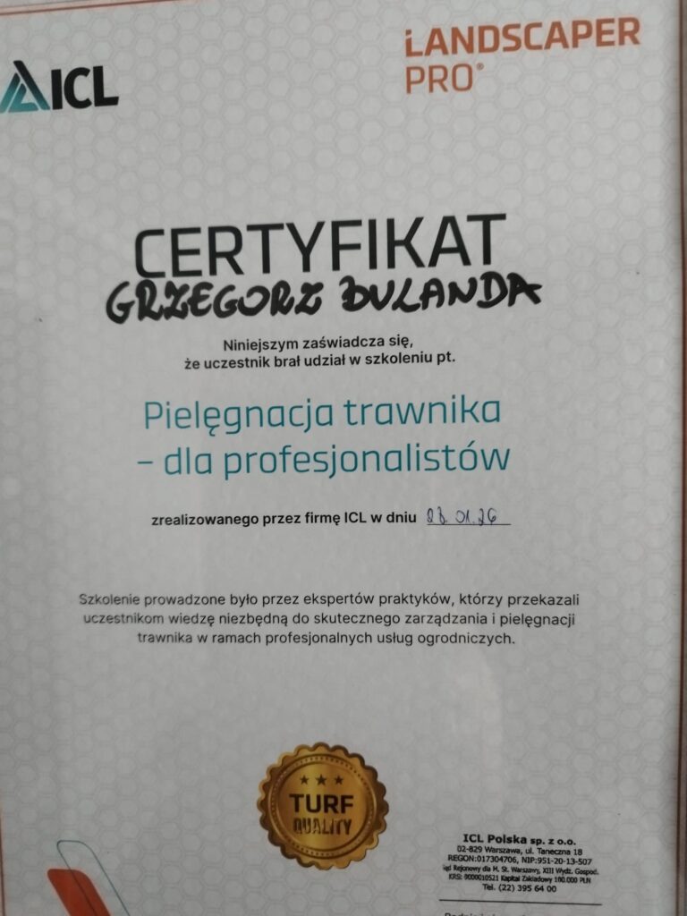 Certyfikat ukończenia szkolenia z pielęgnacji trawnika ICL Pieńsk
