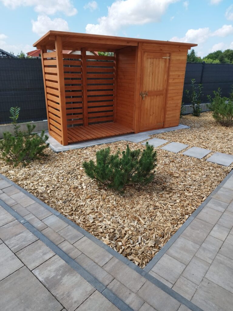 Montaż domku ogrodowego w ogrodzie Gryfów Śląski